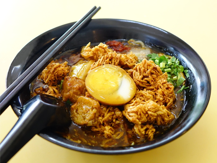 lor mee，面条，玉米淀粉，肉汁，鸡蛋，亚洲，新加坡，当地食物