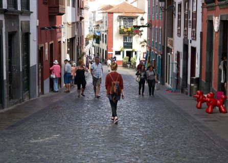 西班牙，圣克鲁斯·德拉帕尔马，探索，街道，人，游客，包，步行