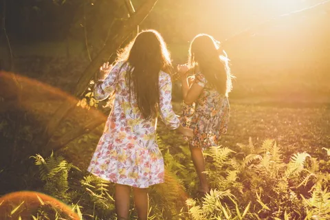 人,女人,父母,太阳,衣服,夏天,秋天,秋天 人,女人,父母,太阳,衣服,夏天,秋天,秋天