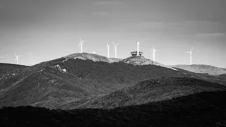 风车的灰度摄影