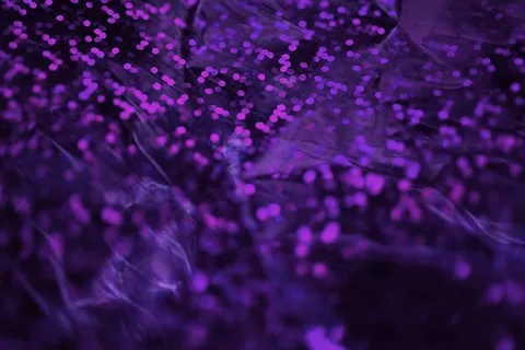 2018年度潘通颜色：紫外线