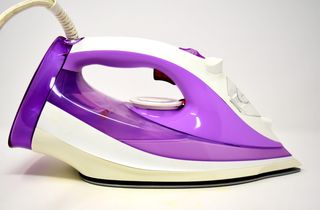 特写照片、紫色、白色、蒸汽熨斗、熨斗、家务、预算、平滑
