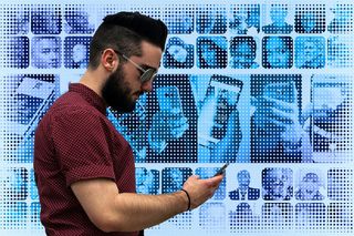 个人、网络、智能手机、手、照片、人脸、相册、世界