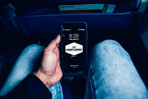 人物、手持、黑色、iphone、内部、汽车、人物、壁纸