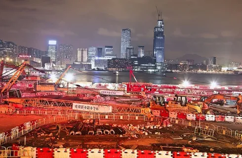 香港起重机下建筑工地夜景 香港起重机下建筑工地夜景