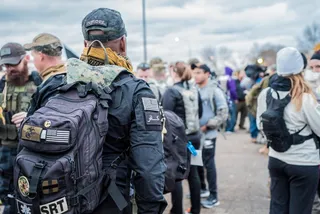 背背包的人，乡巴佬，行军，陆军，海军陆战队，海军，飞机票，军队