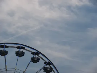 摩天轮、*、骑乘、嘉年华、娱乐、摩天轮、*、娱乐、公园