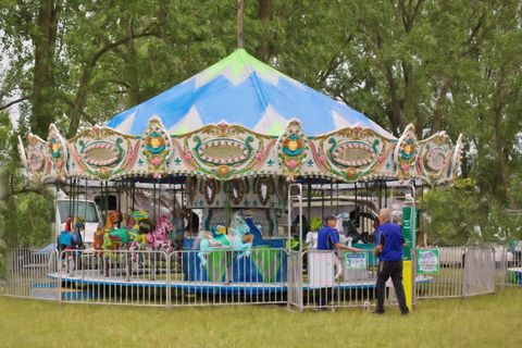 旋转木马，旋转木马，娱乐，公园，骑乘，马，狂欢节，娱乐