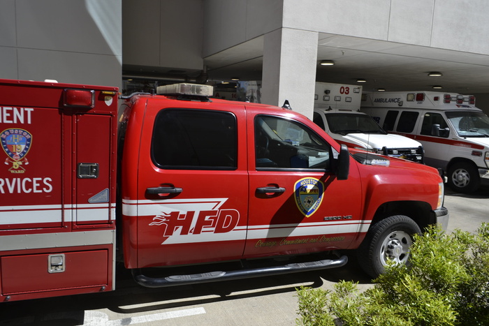 急救人员、休斯顿消防局、救护车、急救室、911、健康、道德、伦理