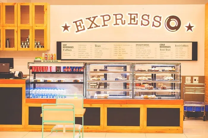 印度、内杜巴塞里、科钦国际机场、快递店、茶馆、小吃、酒店、餐厅