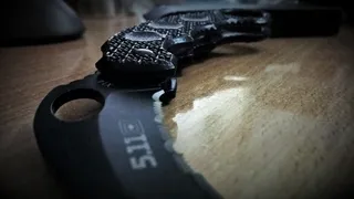 意大利，那不勒斯，卡拉姆比特，刀，分裂细胞，山姆费舍尔，室内，没有人