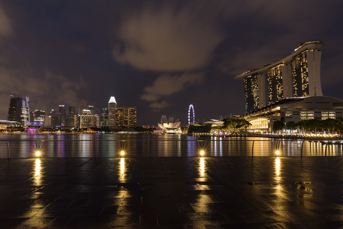 新加坡，滨海大道8号，雨，反射，灯光，城市景观，滨海湾金沙，新加坡传单