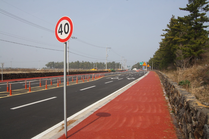 道路、限速、路标、标志、交通、路标、天空、树木