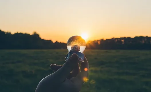 成人、背光、黎明、黄昏、傍晚、玻璃、景观、灯光 成人、背光、黎明、黄昏、傍晚、玻璃、景观、灯光