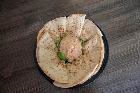 feta,pita,希腊食物,辛辣feta蘸酱,食物,食物和饮料,餐桌,新鲜度 feta,pita,希腊食物,辛辣feta蘸酱,食物,食物和饮料,餐桌,新鲜度