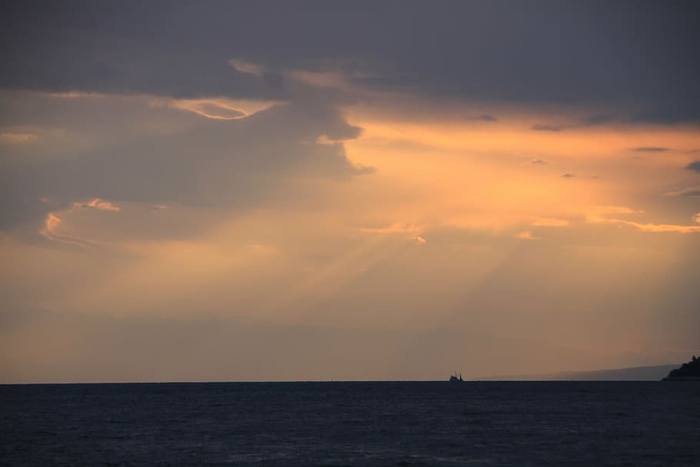 日出，海洋，天空，海洋，大气，太阳，云，天空