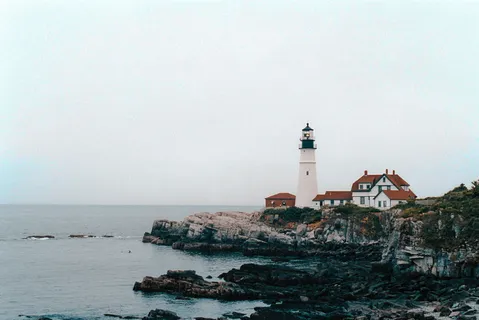 美国,伊丽莎白角,波特兰海德灯塔,水,海岸,灯塔,缅因州,新英格兰 美国,伊丽莎白角,波特兰海德灯塔,水,海岸,灯塔,缅因州,新英格兰