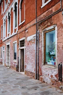 美丽多彩的意大利穆拉诺岛