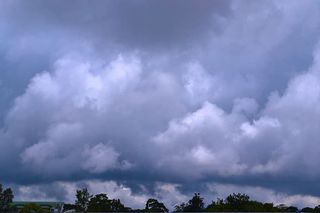 菲律宾，碧瑶，树木，云朵，云朵——天空，天空，风暴，自然之美