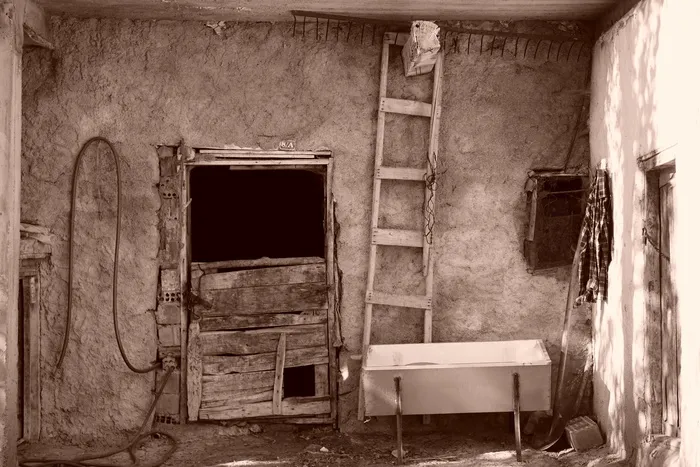 谷仓，楼梯，正宗，老房子，旧的，废弃的，没有人，建筑