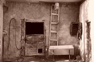 谷仓，楼梯，正宗，老房子，旧的，废弃的，没有人，建筑