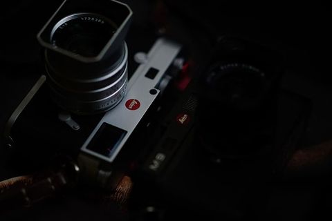 黑白相机对焦摄影