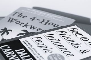 书，桌子，纸，文本，黑白，特写，信息，知识