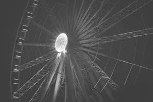 美国亚特兰大，dome/gwcc/philips arena/cnn中心中转站，黑白，城市，摩天轮，夜生活，酷炫