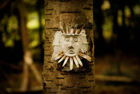 脸, 粘土, 面具, 树, 很奇怪, 森林, 手工, 户外 脸, 粘土, 面具, 树, 很奇怪, 森林, 手工, 户外