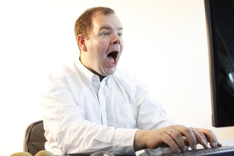 男人，使用，计算机，打嗝，版权，侵犯，删除，男人