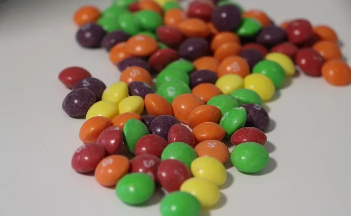 smarties，糖果，彩色，巧克力扁豆，多色，甜食，甜食