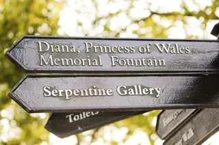 目录、方向、指示器、位置、标志、著名地点、文字、通信