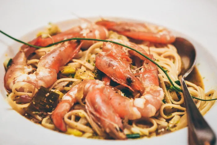 希腊、skiathos、海鲜、食品、餐厅、意大利面、虾、食品和饮料