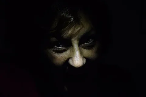人的脸,黑暗,恐惧,恐怖,脸,眼睛,愤怒,肖像 人的脸,黑暗,恐惧,恐怖,脸,眼睛,愤怒,肖像