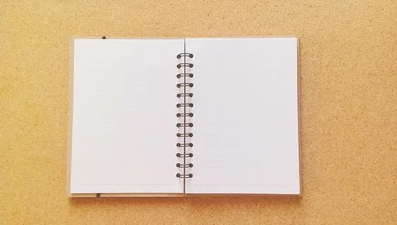 白色螺旋笔记本,笔记本,笔记,日记,书写,卡片,书写,工作 白色螺旋笔记本,笔记本,笔记,日记,书写,卡片,书写,工作