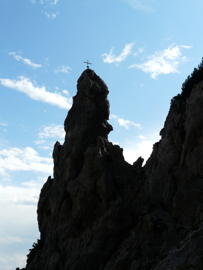 岩石塔，十字架，顶峰十字架，顶峰，山脉，阿尔卑斯山，怀尔德凯泽，禧年平台