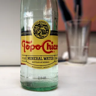 美国，阿尔伯克基，zendo，topo chico，特写，矿泉水，瓶子，罐子