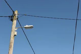 电杆、电缆、电力线、固定线路、电力、天空、电源、燃料和发电