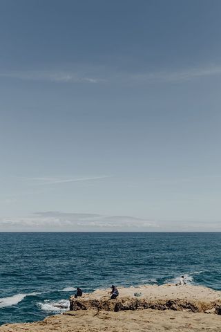 葡萄牙阿莫雷拉海滩阿尔加维西海岸的悬崖