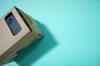 技术，谷歌硬纸板，nexus5，虚拟现实，虚拟现实，彩色背景，工作室拍摄，室内