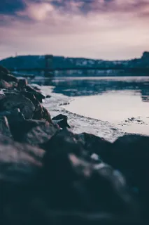 选择性聚焦摄影,岩石,海岸,日落,风景,水,湖泊 选择性聚焦摄影,岩石,海岸,日落,风景,水,湖泊