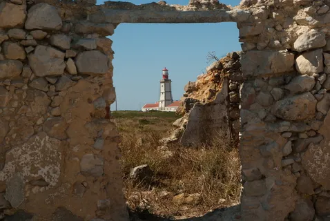 葡萄牙，埃斯皮谢尔角，灯塔，废墟，海洋，岩石-物体，建筑和建筑物，旅游地点