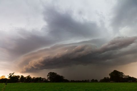 积雨云、风暴狩猎、气象学、雷暴、风暴、弧、阵风锋、雷云