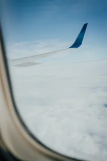云顶上的飞机 云顶上的飞机