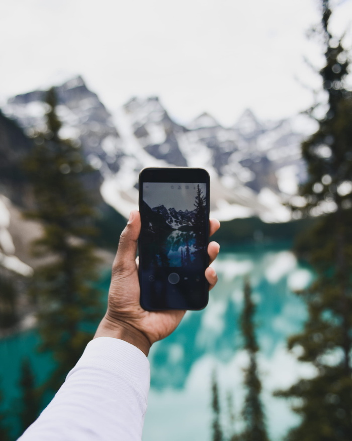 加拿大，冰碛湖，人的手，手，一个人，无线技术，摄影主题，技术