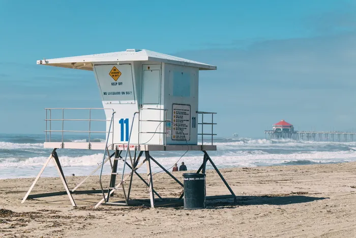 救生员、海滩、海岸、沙滩、水、人、夫妇、男人