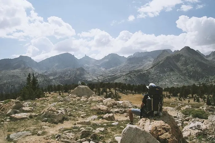 成人，冒险，背包，远足，徒步旅行者，风景，男性，男性