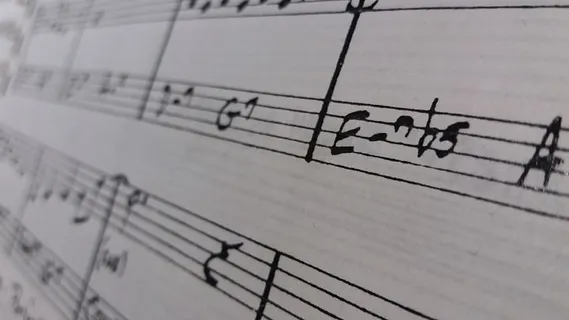 音符、纸张、表情、歌曲、乐谱、音乐、乐谱、音符 音符、纸张、表情、歌曲、乐谱、音乐、乐谱、音符