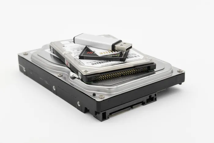 数据、磁盘、硬盘驱动器、hdd、硬盘驱动器、sd卡、cf卡、U盘