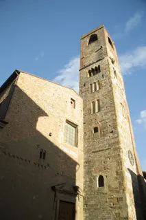 钟楼, 教堂, 天主教, 历史, 建筑外观, 建筑, 低角度视图, 天空 钟楼, 教堂, 天主教, 历史, 建筑外观, 建筑, 低角度视图, 天空